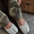 Élain Split-Toe Flats