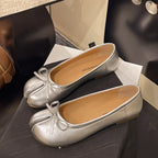 Élain Split-Toe Flats