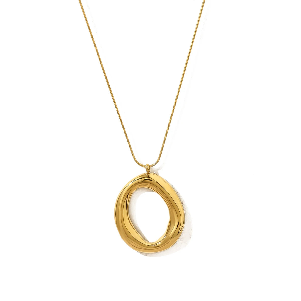 Aurelia Loop Necklace