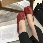 Élan Split-Toe Flats